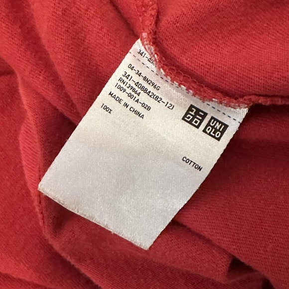 Red Uniqlo x Zazuto Aka Maru Japanese Graphic Tee - Picture 5 of 5